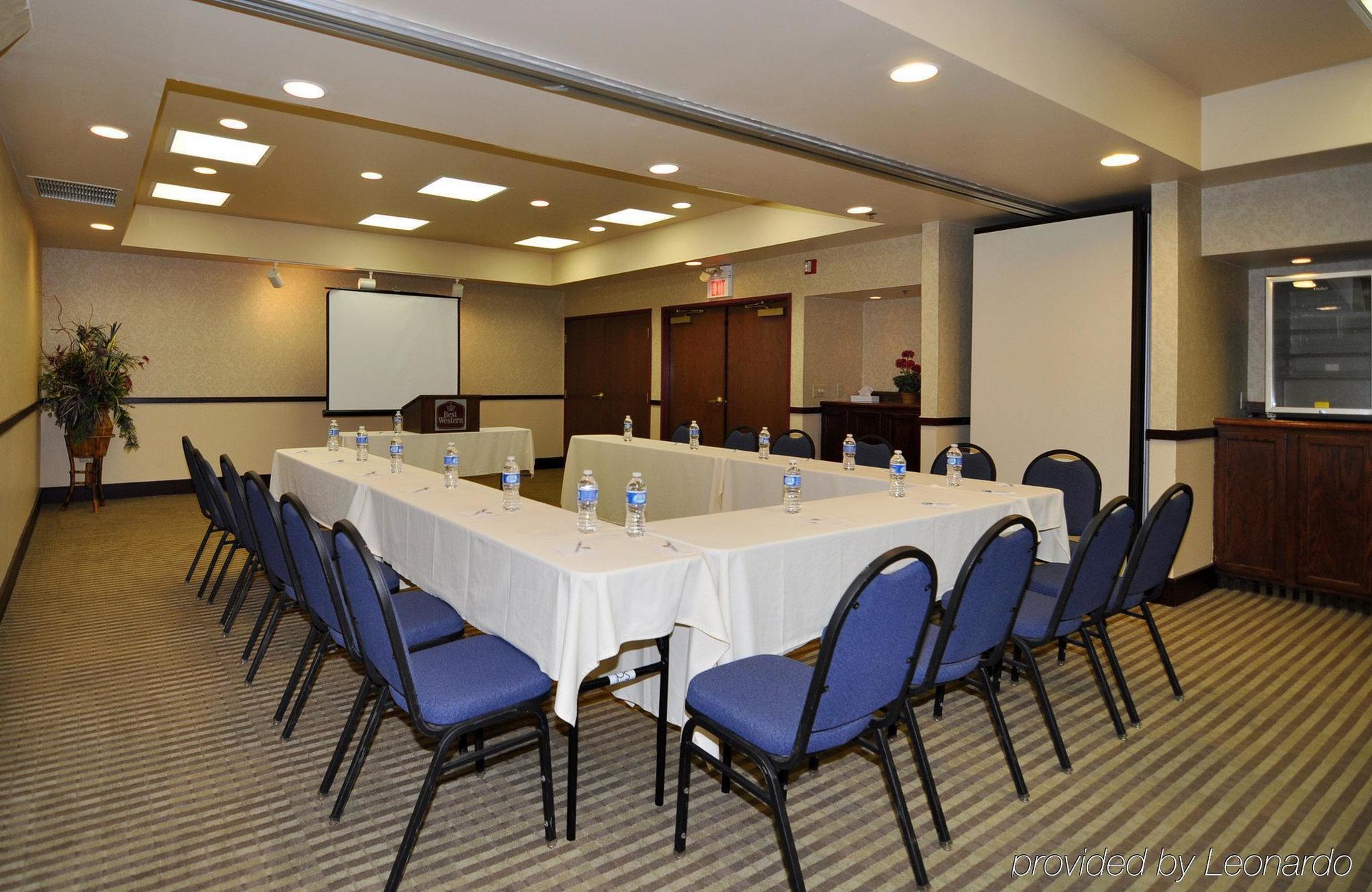 Norwood Inn And Suites 차스카 시설 사진